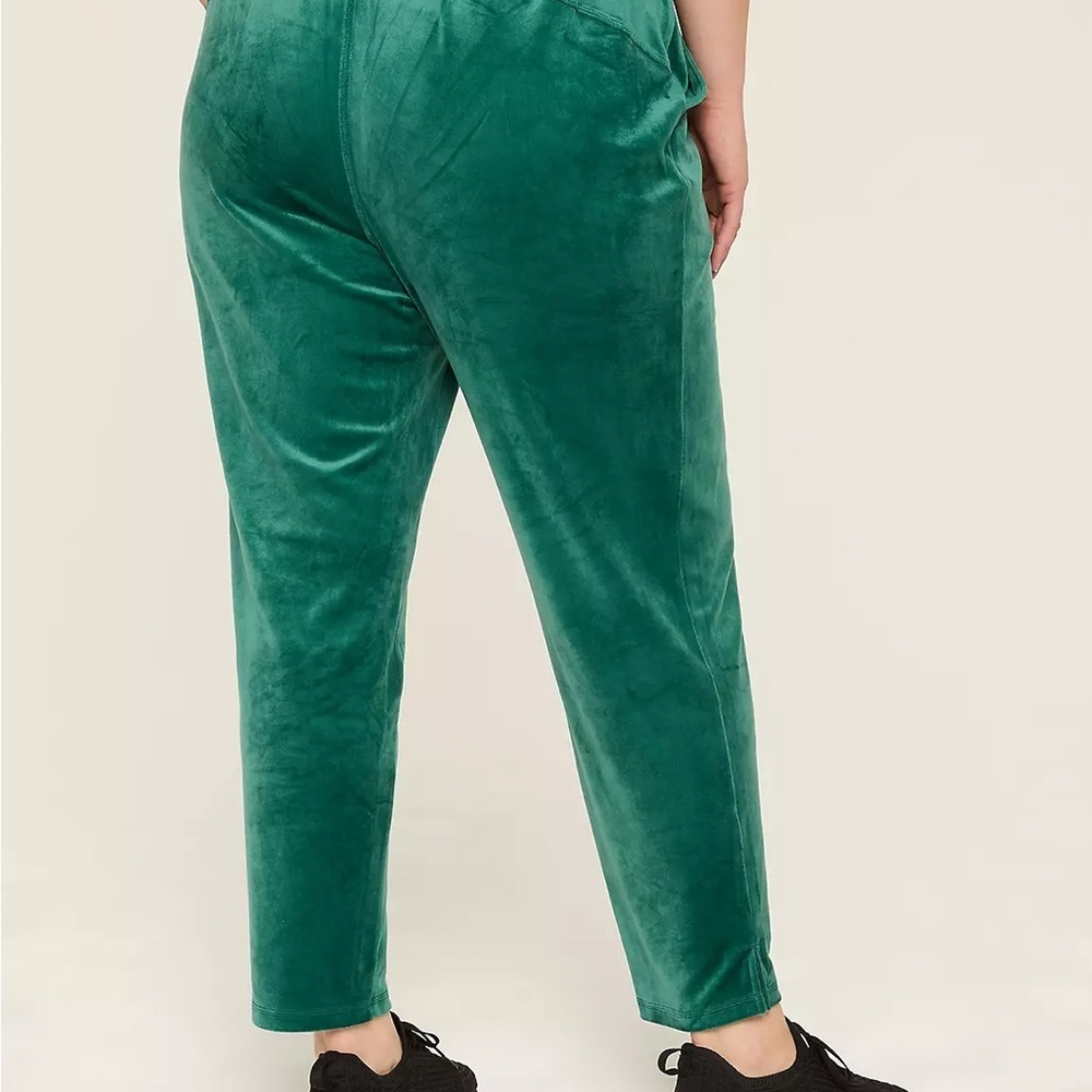 Livi Active NEW Green Velour Track Pants 18/20 - Picture 13 of 13